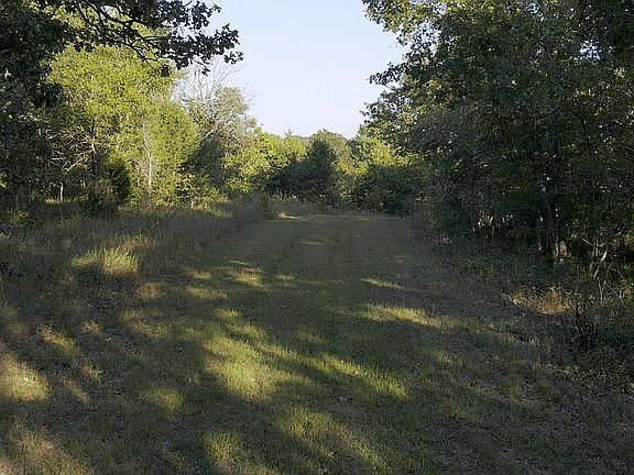 2nd image of 0 Lorant Pl Lot 1426