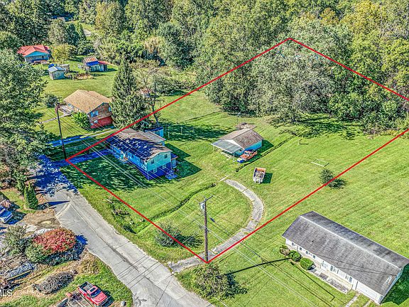 3rd image of 149 Marlene Dr