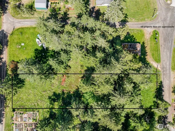 920 E Herron Boulevard NW, Lakebay, WA 98349
