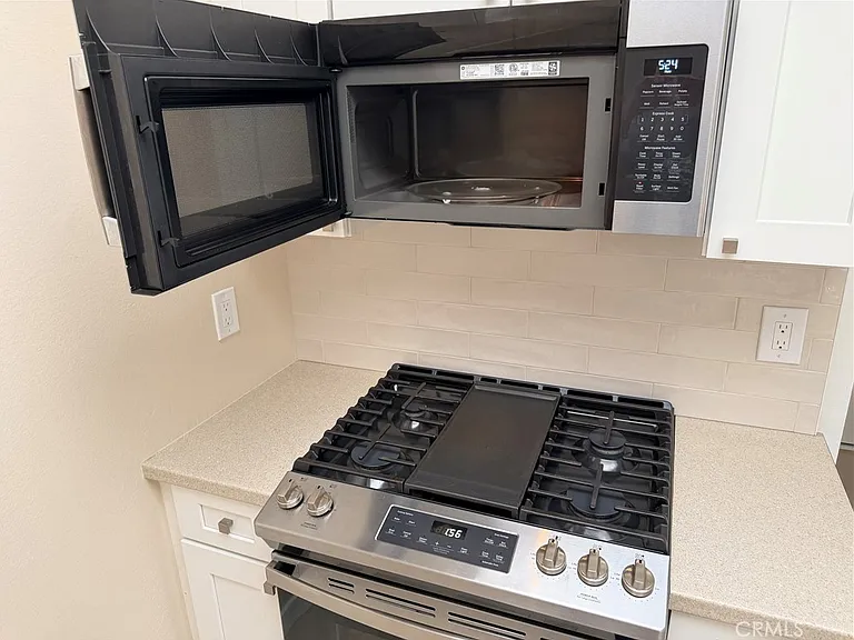 33936 Alcazar Dr — Photo 17
