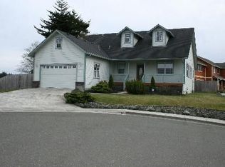 2265 Sunset Rdg, McKinleyville, CA 95519