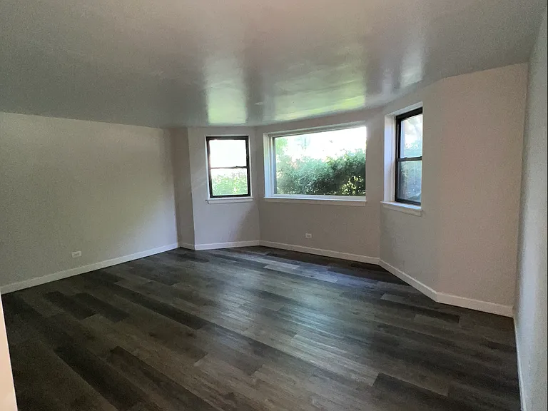 5718 N Mozart St — Photo 27