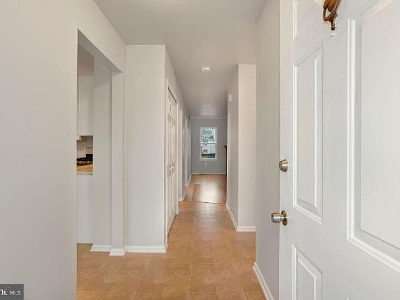 5th image of 847 Oakland Ave