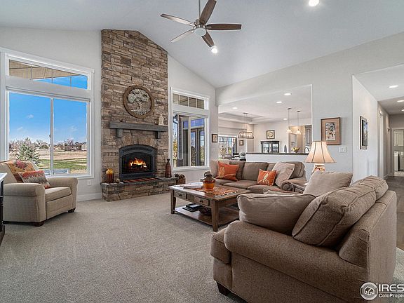 5th image of 506 Ventana Way