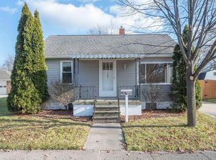 1407 S Warner St, Bay City, MI 48706