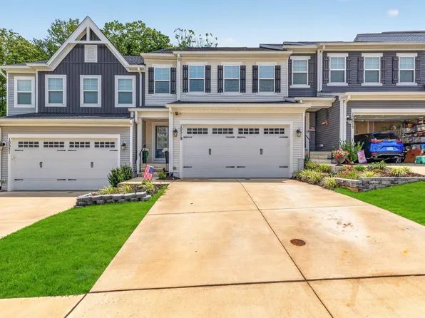10519 Afton Grove Ct, Fredericksburg, VA 22408