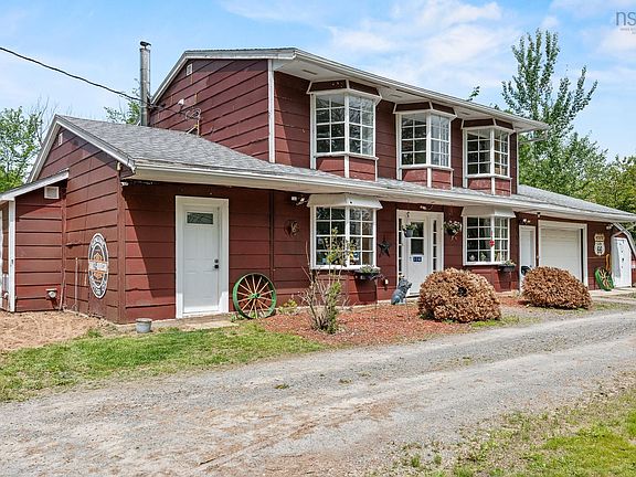 3rd image of 114 Bog Rd