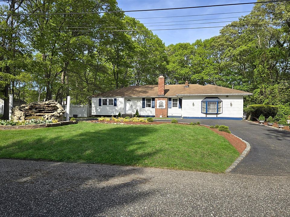 1st image of 458 Helene Ave
