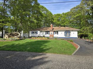 458 Helene Ave, Shirley, NY 11967