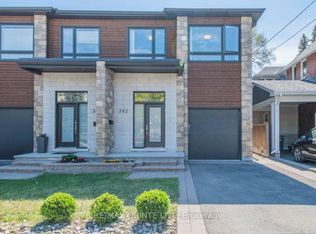 362 Roosevelt Ave, Ottawa, ON K2A 1Z3