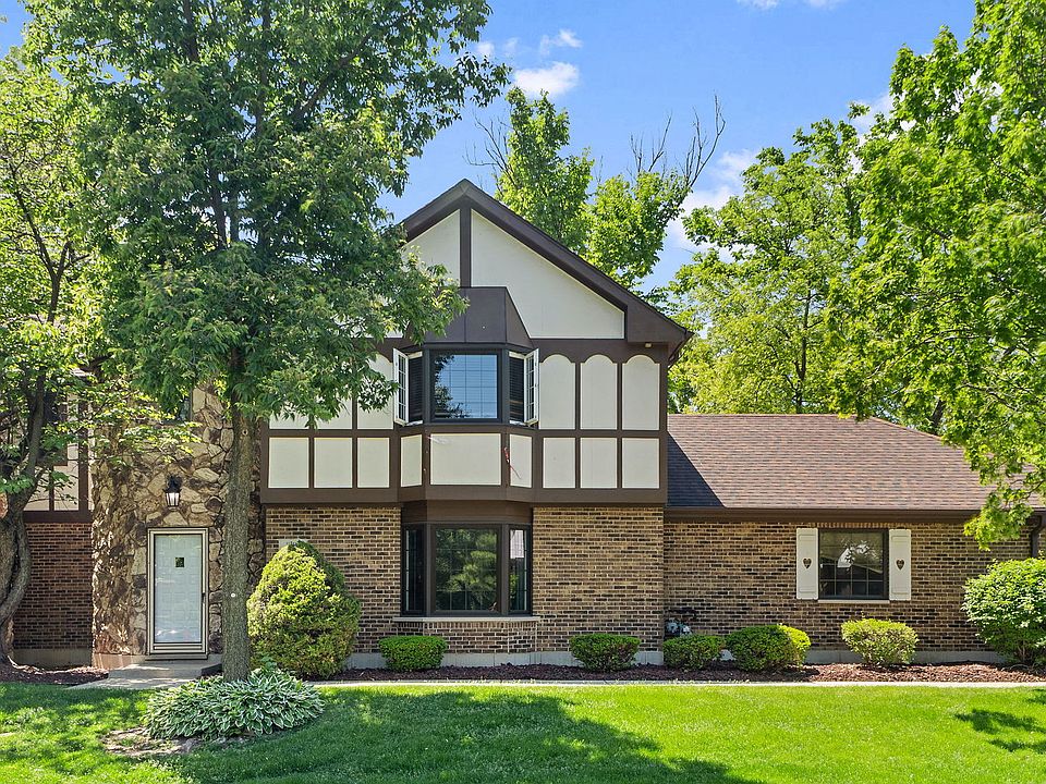 1st image of 11716 S Black Forest Ln