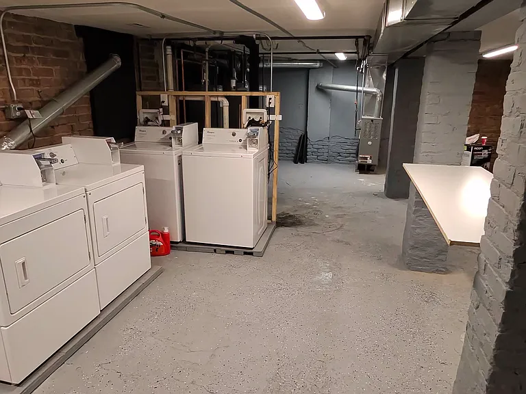 5222 S Wells St #2R — Photo 8