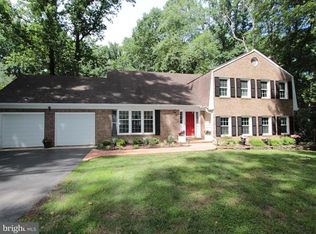 3318 Cranbrook Ct, Oakton, VA 22124