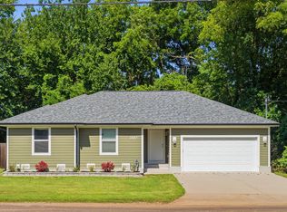 1027 S Overhill Ave, Springfield, MO 65802