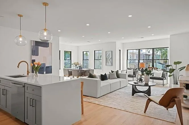 Building Photo - 52 Withington St #2