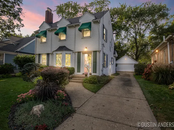 2123 Godwin Ave SE, Grand Rapids, MI 49507