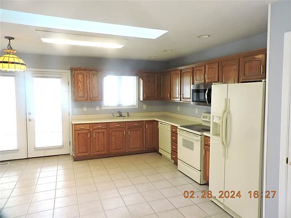 2nd image of 3119 Stoneridge Ct