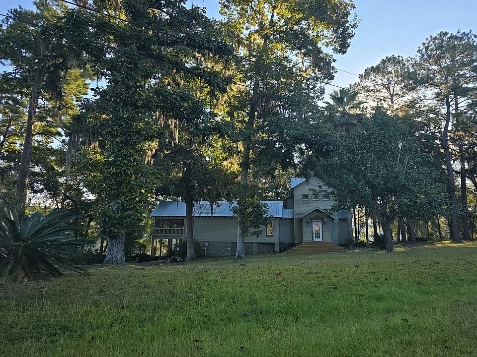 1st image of 255 W Shore Dr