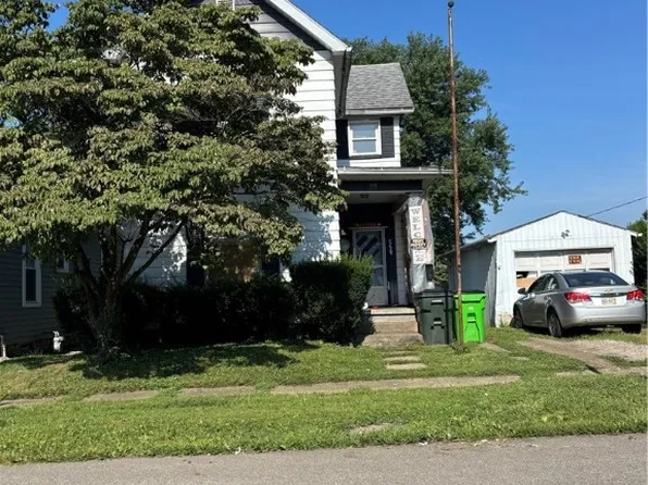 559 Wilson Ave, Coshocton, OH 43812