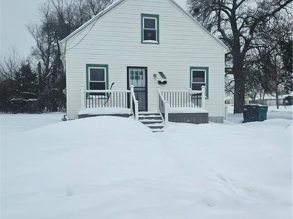 2003 Virginia Ave, Niagara Falls, NY 14305