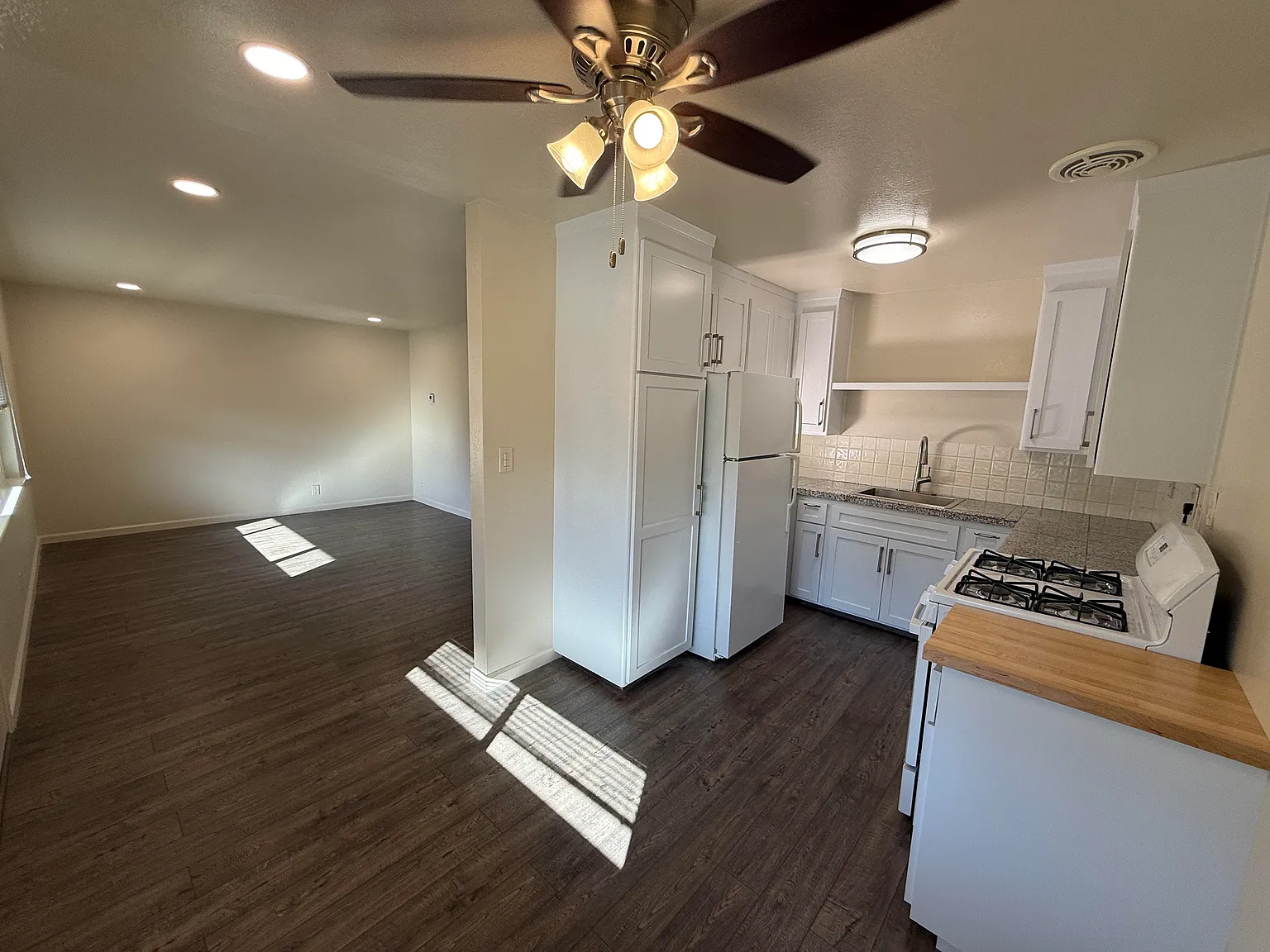 1 bed, $2,695 — Photo 3