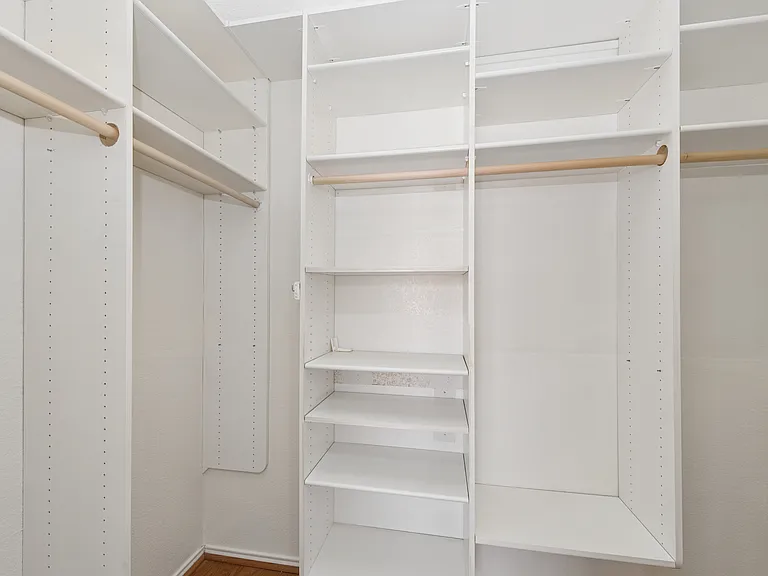 10613 Brandenberg Dr — Photo 22