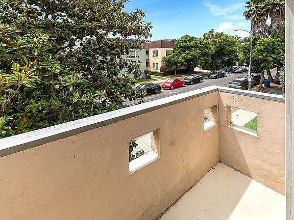 4th image of 434 N Spaulding Ave #436-1/2