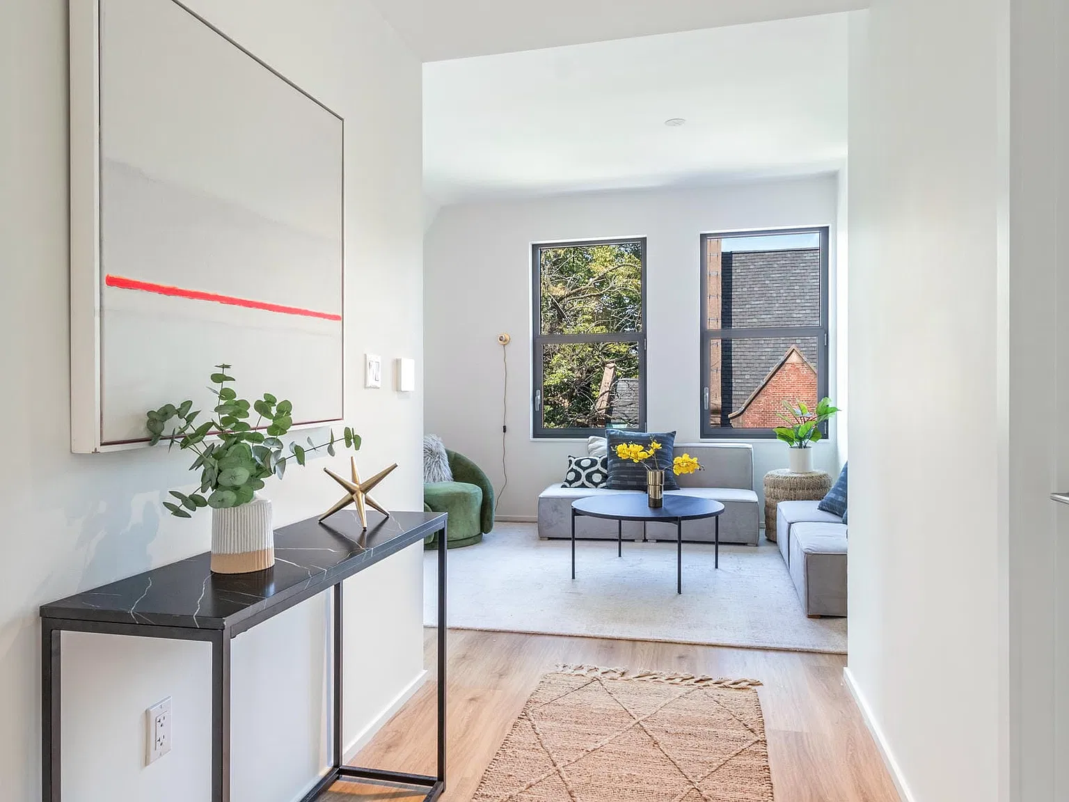 955 Sterling Place — Photo 4