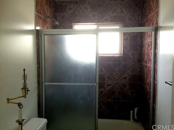 5th image of 7427 Eton Ave