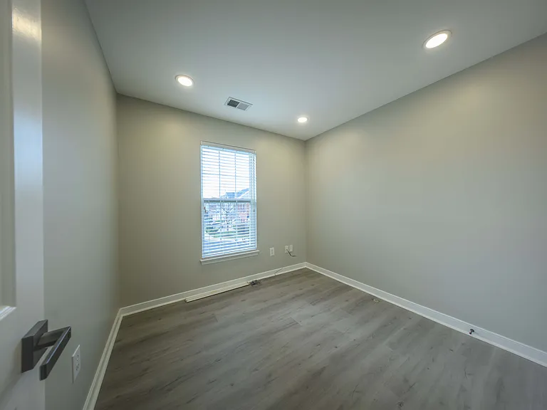 3850 Dominion Townes Cir — Photo 37