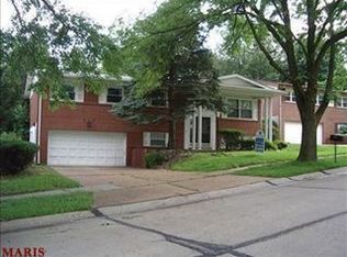 10700 Brookmere Dr, Saint Louis, MO