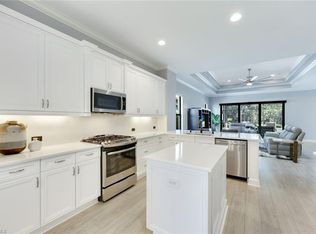 6592 Roma Way, Naples, FL 34113