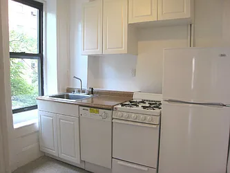 Rented by Manhattan Best Realty, Inc.