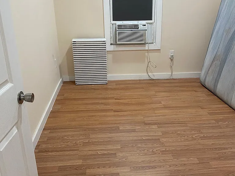 85 Clifton Ave — Photo 10