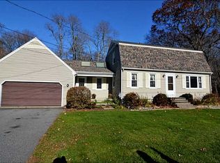 80 Seymour St, Warren, RI 02885