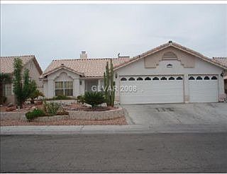 2nd image of 2208 Jardine Ave