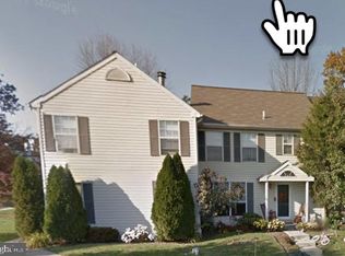 49 Village Dr, Schwenksville, PA 19473