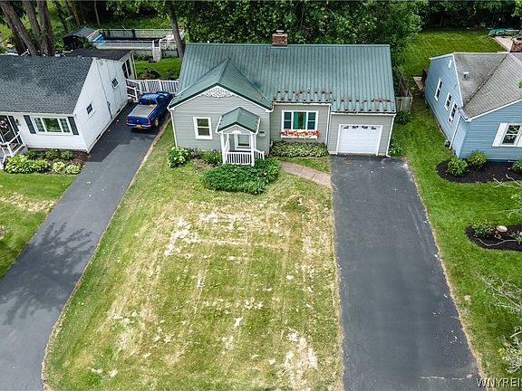 5th image of 11 Davison Rd