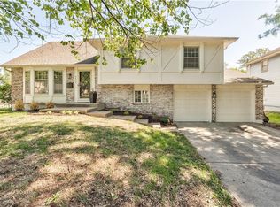 9809 Connell Dr, Overland Park, KS 66212
