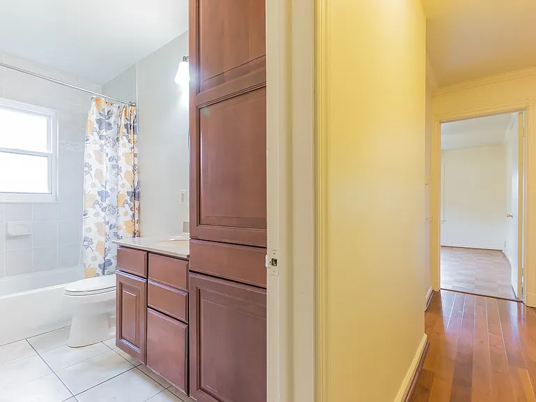 9702 Bellevue Dr — Photo 24