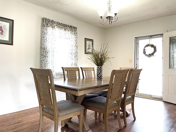 4th image of 603 Vaden Dr