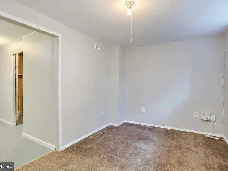 2110 Cedar Barn Way — Photo 6