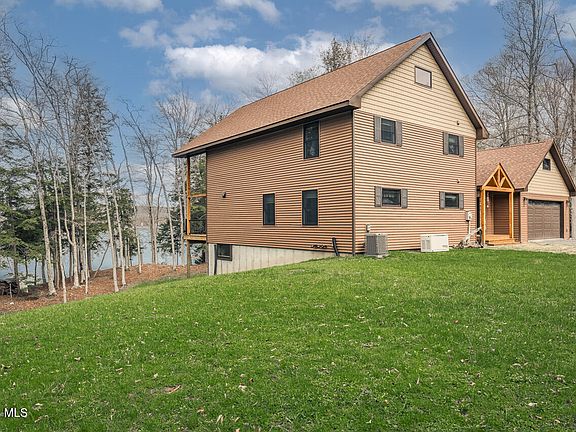 2nd image of 301 S Shore Road Peck
