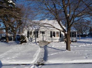 308 S Peck St, Gardner, IL 60424