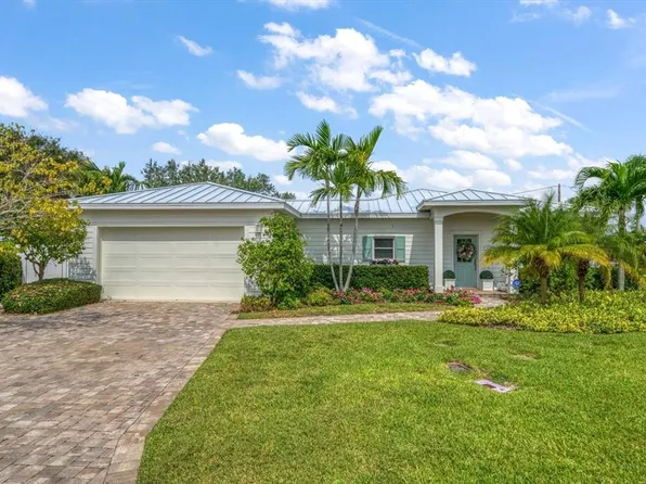 450 20th Ave, Indian Rocks Beach, FL 33785