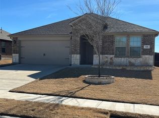 316 Chuck Wagon Dr, Royse City, TX 75189