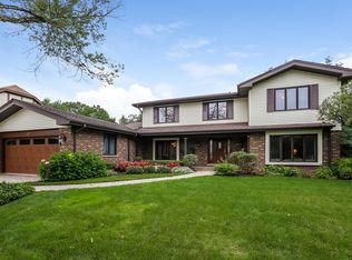 7652 Ridgewood Ln, Burr Ridge, IL 60527