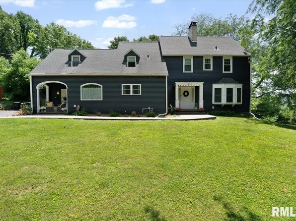 1240 42nd Ave, Rock Island, IL 61201