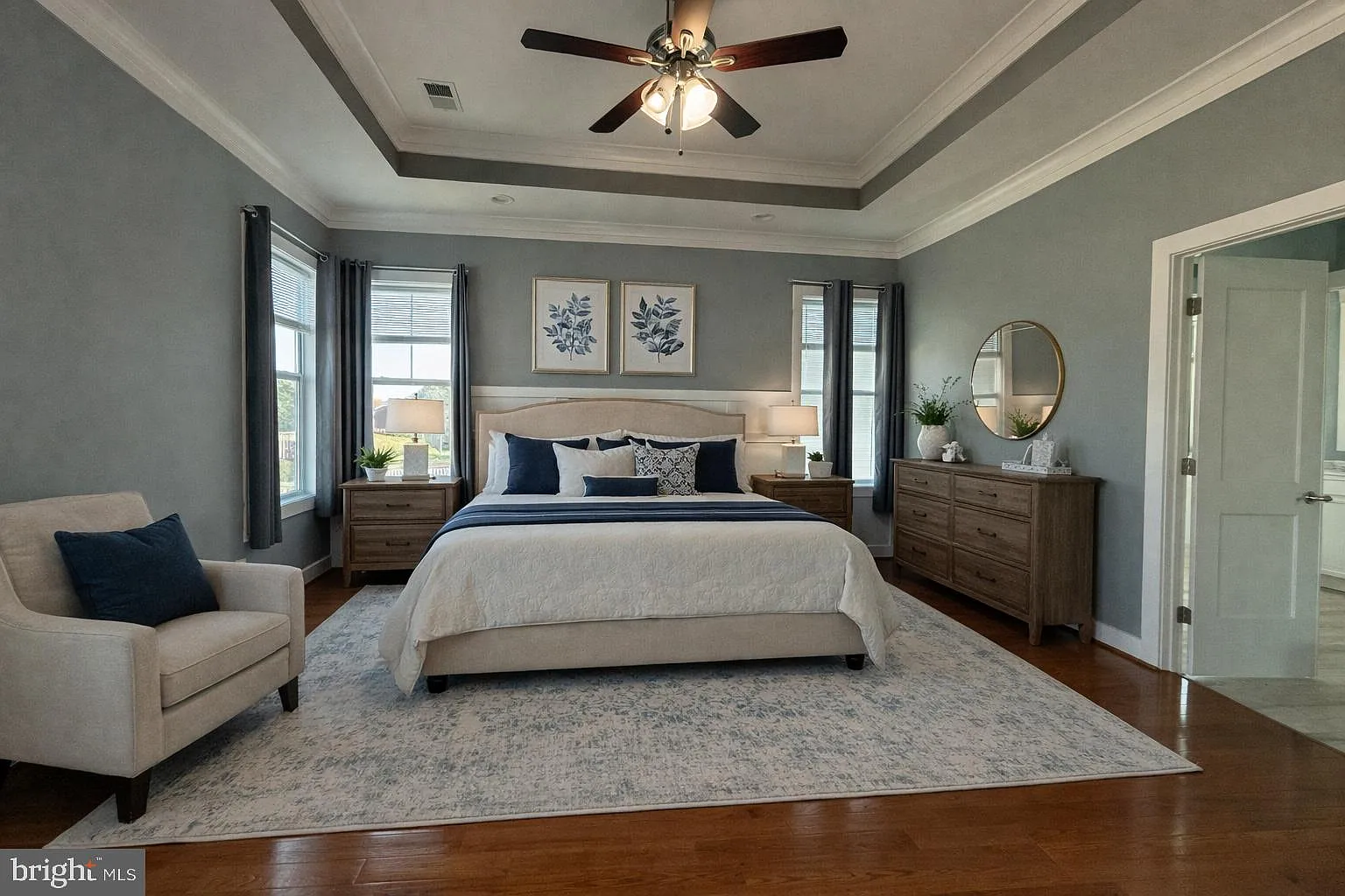 5 bed, 4.0 bath, 4548 sqft, $2,950 — Photo 4