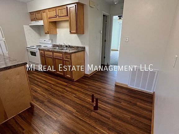 3rd image of 7613 48th Ave APT 4